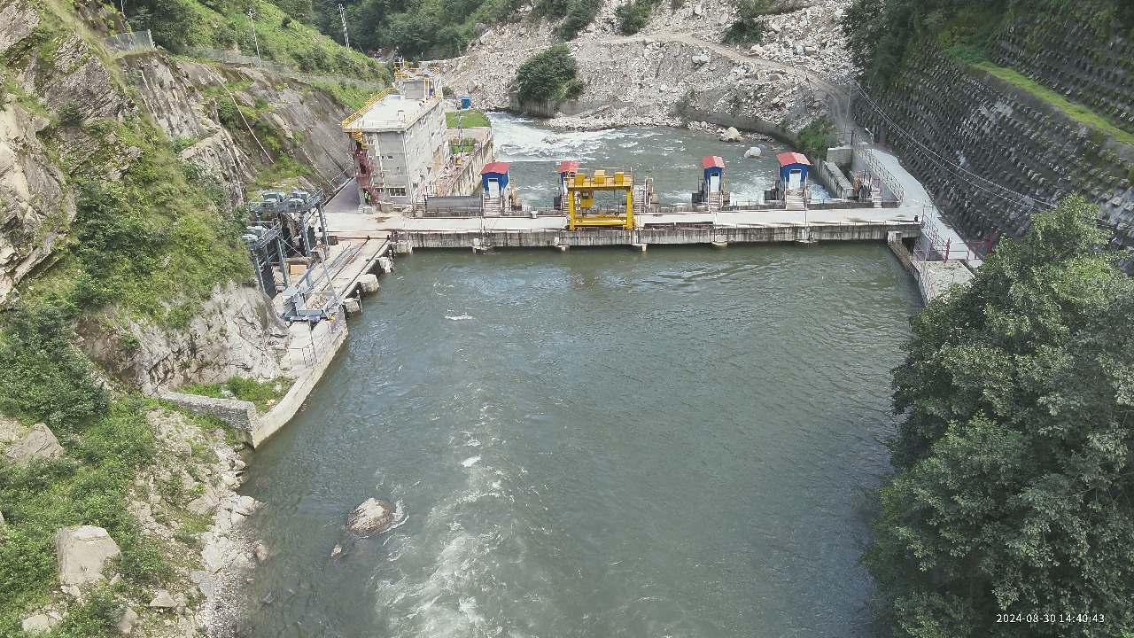lower solu hydroelectric project (82 mw)